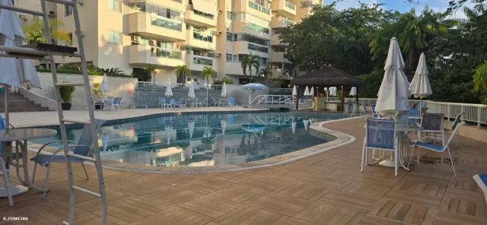 Cobertura para Venda em Rio de Janeiro, Barra da Tijuca, 3 dormitórios, 1 suíte, 3 banheir