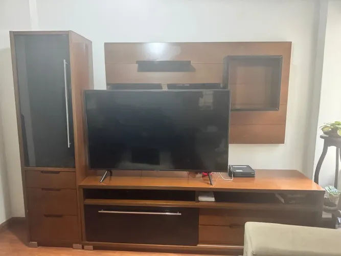 Conjunto modulo, rack e painel com nicho