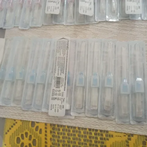 Jelcos n° 20G 19 unid. 22G 15 unid. 14G 2 unid. 18G 4 unid.