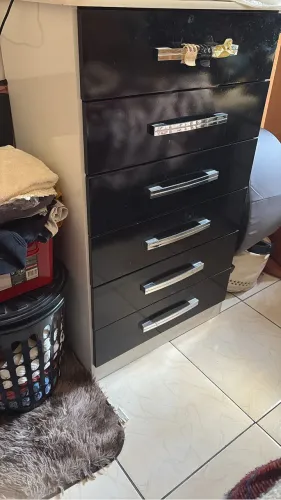 Cômoda 6 gavetas