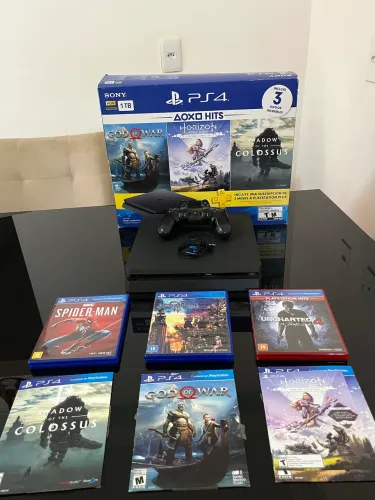 PlayStation 4 slim