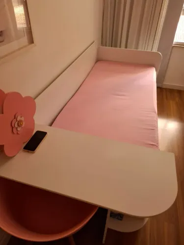 Cama Solteiro com Escrivaninha
