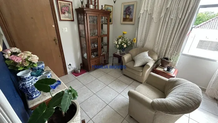 Apartamento à venda 4 quartos garagem fechada Marapé Santos/SP