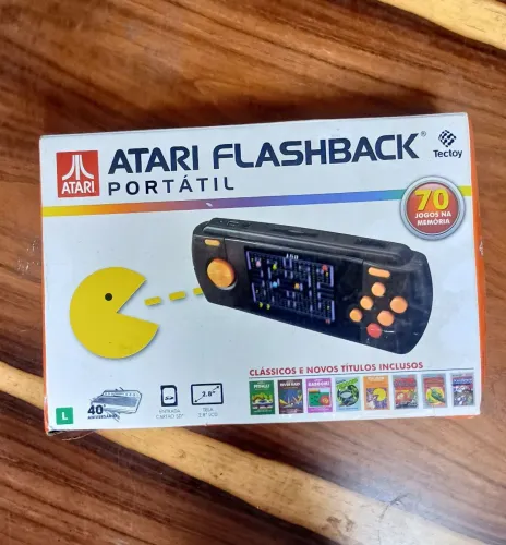 Atari Flashback portátil com jogos