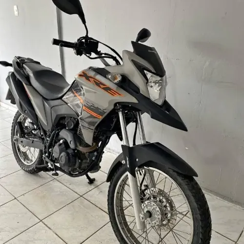 HONDA XRE CONSERVADA
