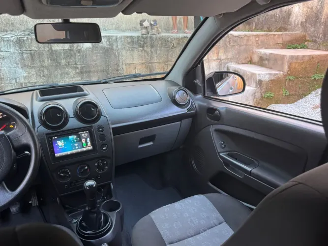 Ford Fiesta S 1.0 8V Flex 5P 2014