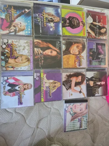 CDs Miley Cyrus e Hannah Montana
