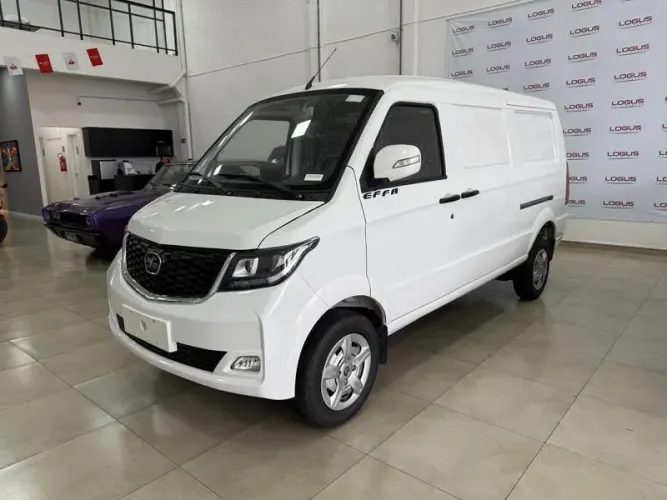 Effa V25 FURGÃO 1.5 16V 5P 2027