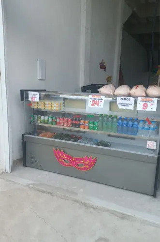 Balcão resfriado de frios