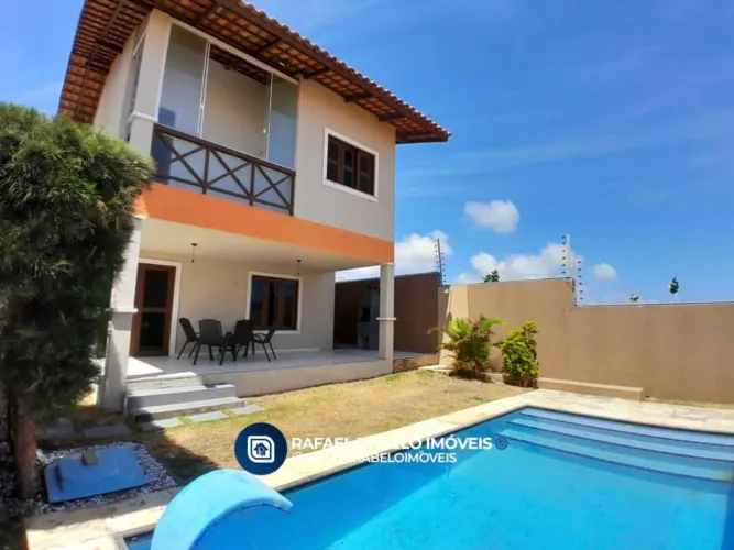 Casa duplex com 04 quartos sendo 03 suítes para alugar em Aquiraz | Condomínio Costabella.