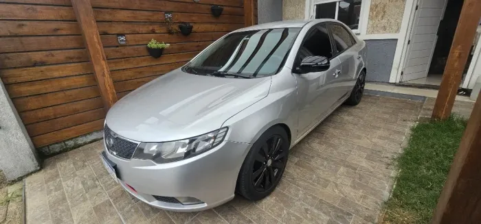Kia Motors Cerato 1.6 16V Aut. 2011