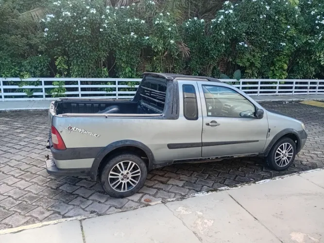 Fiat Strada Adv/adv Tryon 1.8 MPI Flex 8V CE 2005