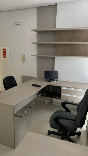 Móveis de escritório ou clínicas