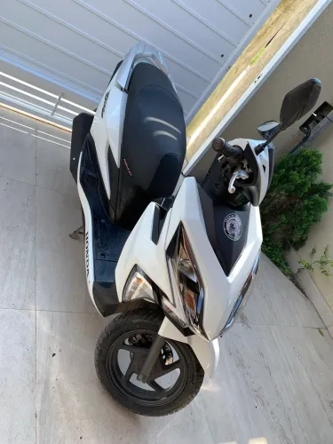 Honda elite 125 novinha