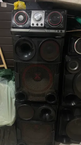 vendo LG XBOOM CM9730 Usado 2300 de Rms