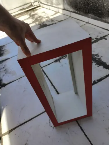 Nicho Retangular Organizador Branco e Vermelho