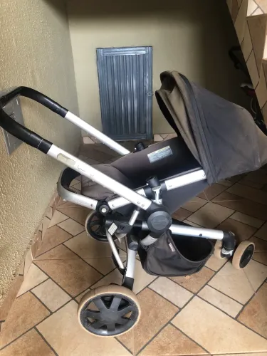 Carrinho de bebê Quinny Buzz 3 rodas 