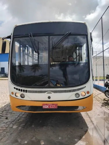 VENDO ÔNIBUS VOLKSWAGEN