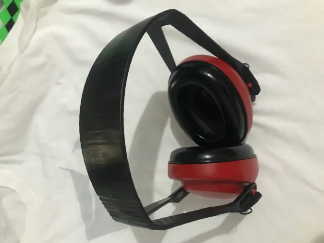 Protetor auricular abafador auditivo Bluetooth
