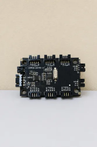 Controladora de Fans RGB para Gabinete