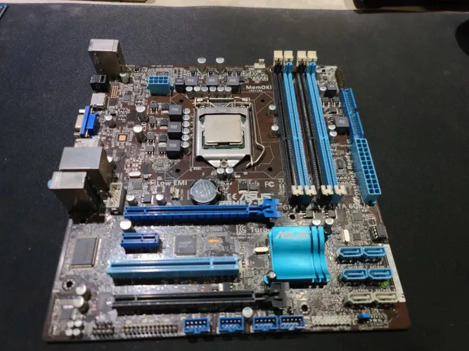 Placa mãe ASUS P8H67-M + I7 2600k