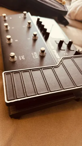 Pedaleira Line 6 POD GO
