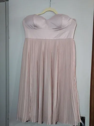 Vestido nude rosê marca Cristina Mendonça