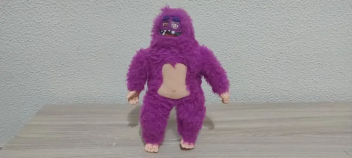 Boneco Monstro da Anuidade - Estrela - anos 90 - 20 cm