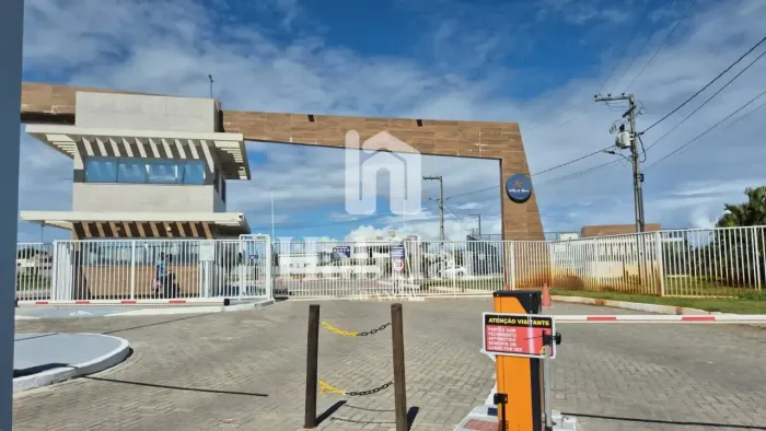 Casa com 3 suítes e piscina, à venda no Cond. Ville Al Mare em Barra dos Coqueiros, SE-13