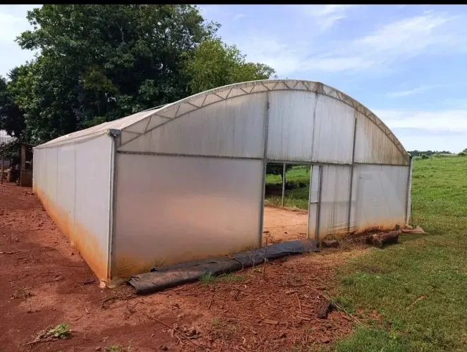 Vendo estufa agrícola galvanizada a fogo