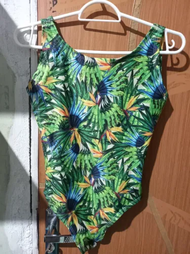 Body tamanho P (leia o anúncio)