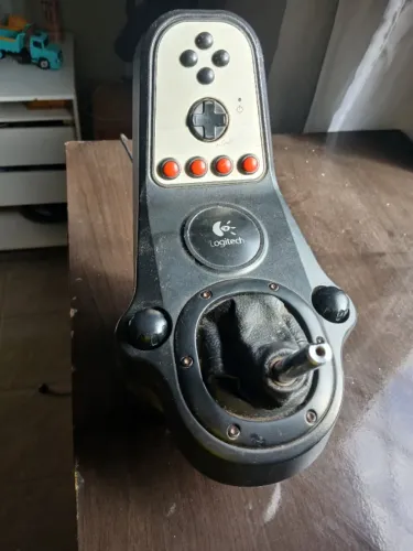 Câmbio Logitech G27