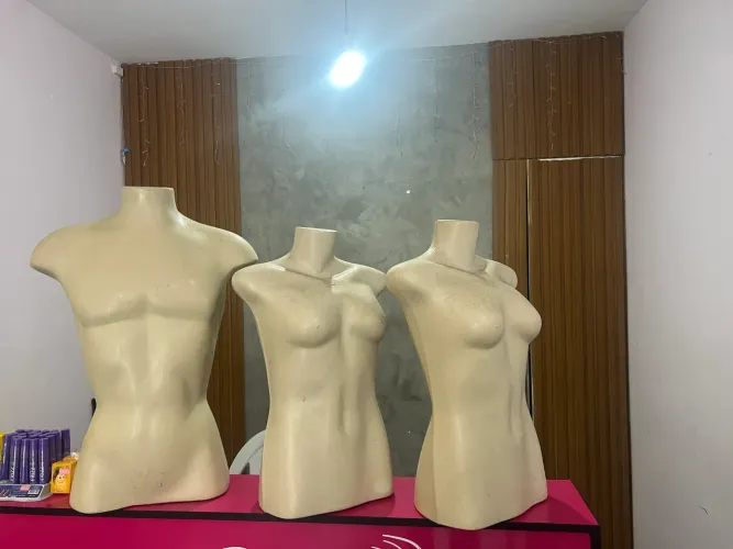 Manequins