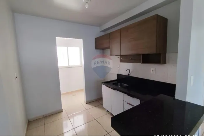 Apartamento de 02 Quartos no Jardim Tocantins em Toledo (PR)