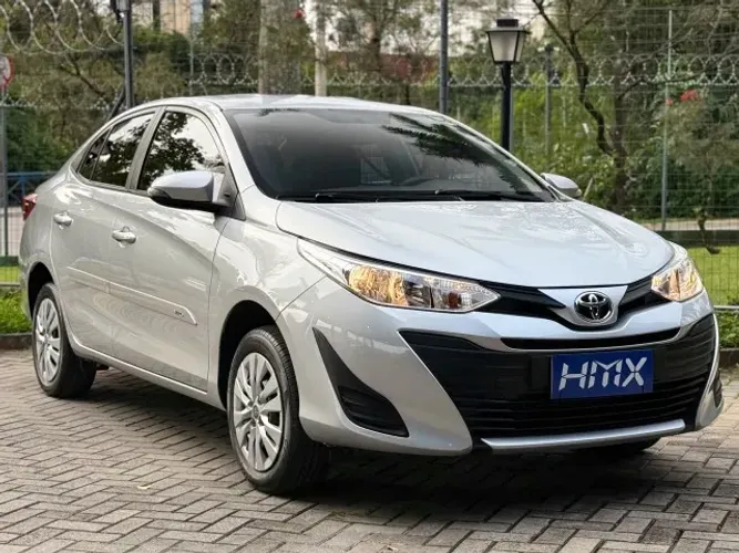 Toyota Yaris XL Live Sedan 1.5 Flex 16V 4P AUT 2020