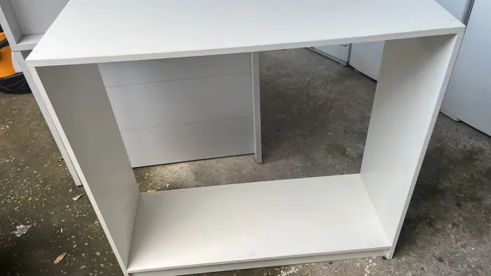 Móveis de loja e roupas . Tudo pro começo do seu negócio 