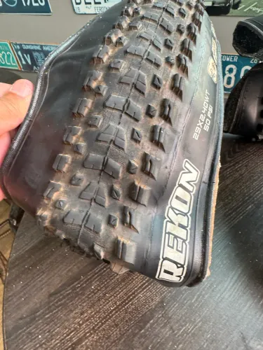 Par de pneus Maxxis 29 X 2.40 Wt