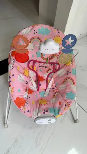 Andajar e cadeira de descanso para bebê