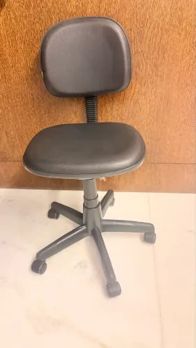 Cadeira de escritório Giratória