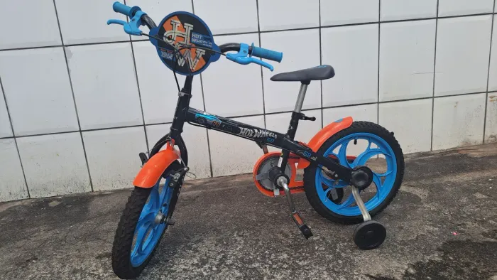 Bicicleta Caloi Hot Whells