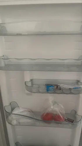 Geladeira usada, com defeito