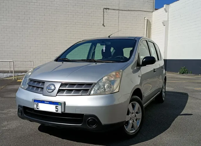 Nissan Livina S 1.8 16V Flex Fuel Aut. 2010