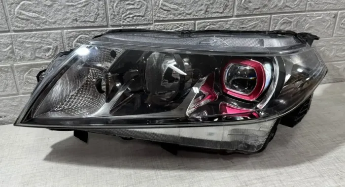 Farol esquerdo Suzuki Vitara 2016 2017 2018 2021 original