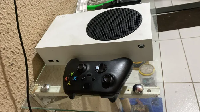 XBOX SERIES A SEMINOVO