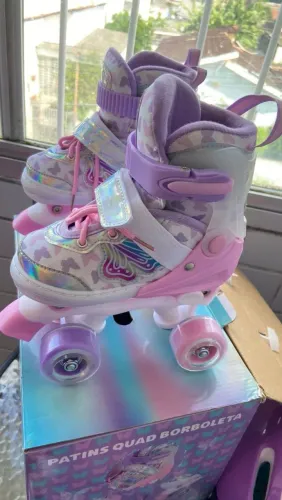 Patins Borboleta Infantil 4 rodas (Tam. 30-33) + Kit de Proteção 