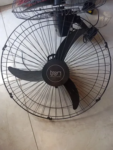 Vendo 3 ventiladores queimados