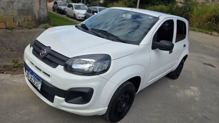 Fiat Uno Attractive 1.0 EVO Fire Flex 8V 5P 2020