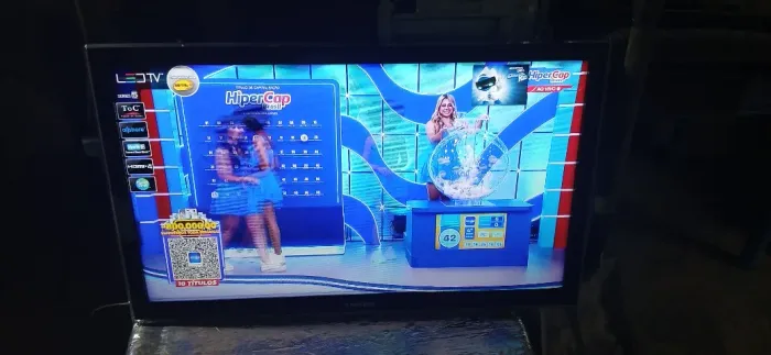 TV LED de 32 polegadas Samsung UN32D5000PG
