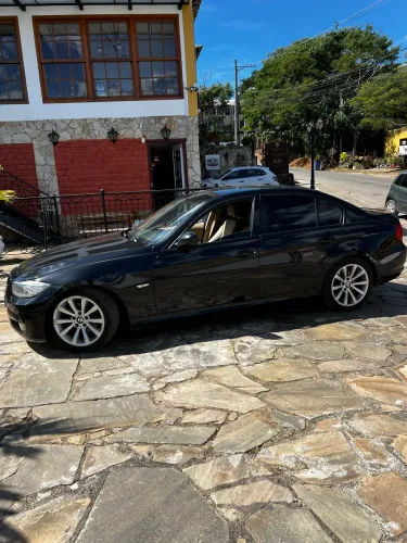 BMW 320I A 2012