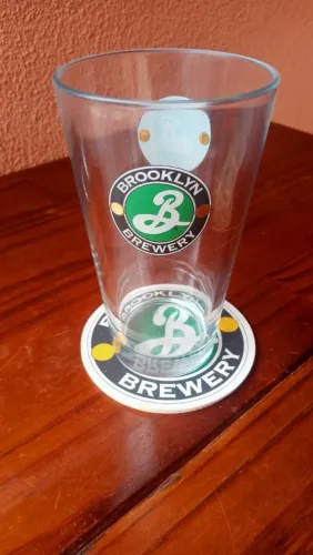 Copo Pint USA Brooklyn importado oficial 473 ml